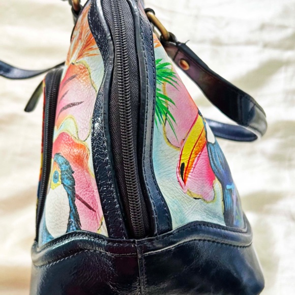 SATCHEL, LEATHER HANDPAINTED MULTICOLOUR PARROTS, TOP DOUBLE ZIP CLOSURE, REMOVA - Picture 12 of 14